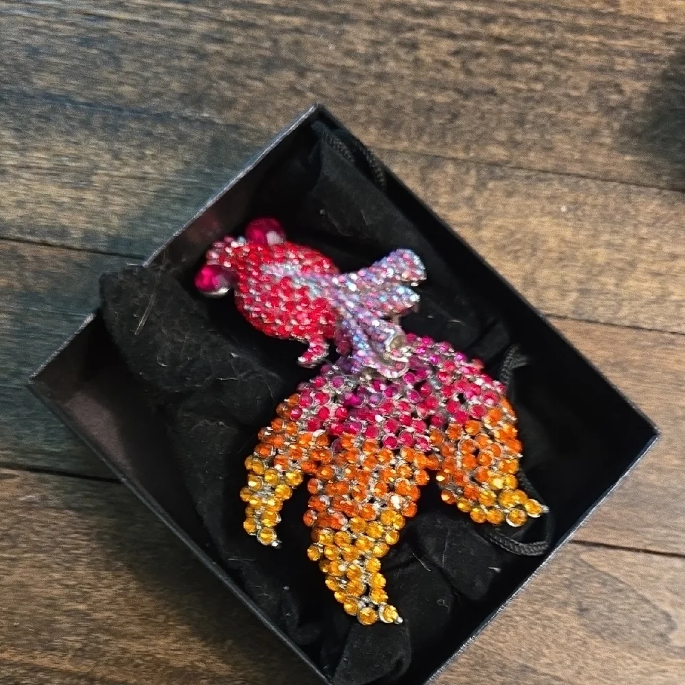 Colorful Rhinestone Fish Brooch - Picture 1 of 1